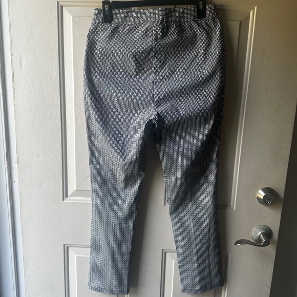 Women's Rafaella Stretch ankle pull on pants. Size 6 - Picture 2 of 12